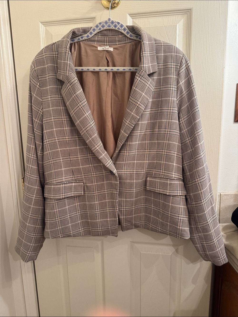 Maurices Plaid Blazer Jacket in Beige and Light Brown